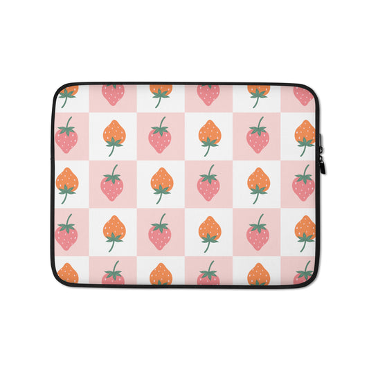 Strawberry Checkered Macbook Sleeve 13″